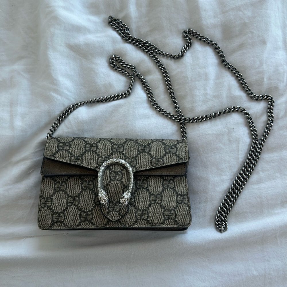 Gucci DIONYSUS GG SUPREME SUPER MINI BAG
